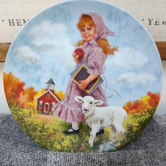 Mary Had a Little Lamb RECO Collectors Plate - Picture 7 of 10